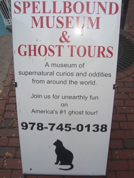 Back in 2007 I went on a ghost tour with Spellbound Tours.